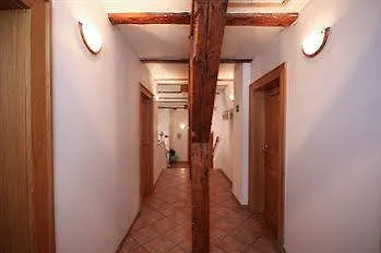 The Green Garland * براغ
