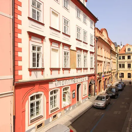 The Green Garland Hotel Praha