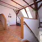 The Green Garland Hotel *